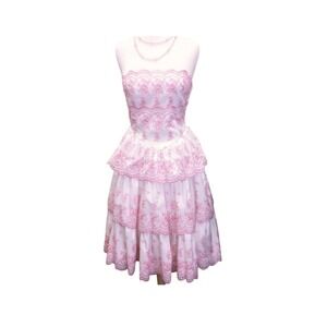 Betsey Johnson Evening Pink & White Cupcake Ruffled Eyelet Dress Size 2